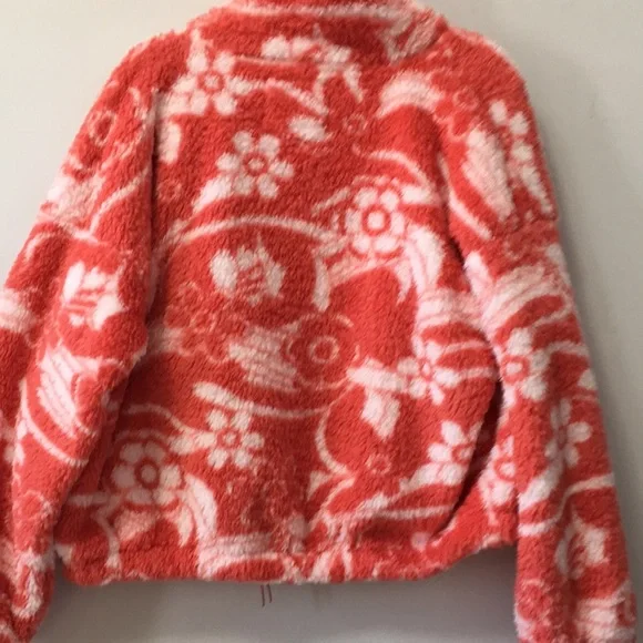 NWT Floral red and white jacket, American Eagle - Picture 3 of 5